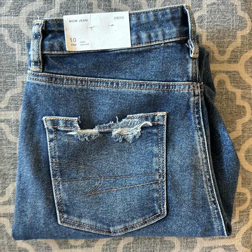 American Eagle mom Jean stretch high rise women’s size 10 long